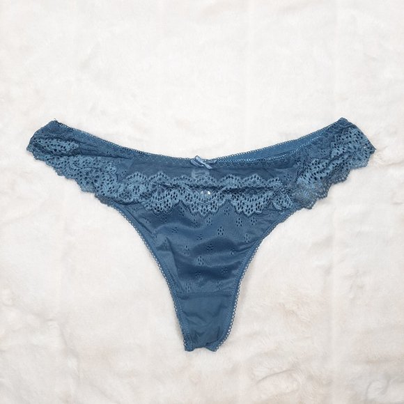 Set of 3 Lace Thong Underwear Size M - Picture 12 of 17